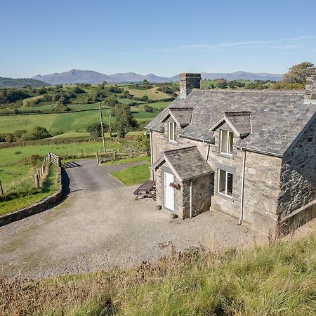 Cefn Bach Villa Capel Garmon Eksteriør billede