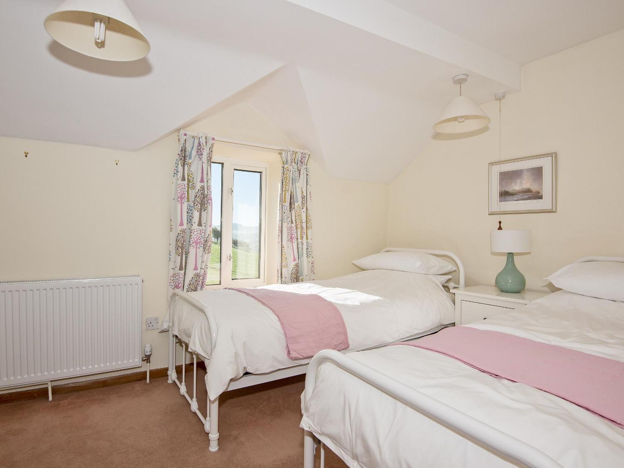 Cefn Bach Villa Capel Garmon Eksteriør billede